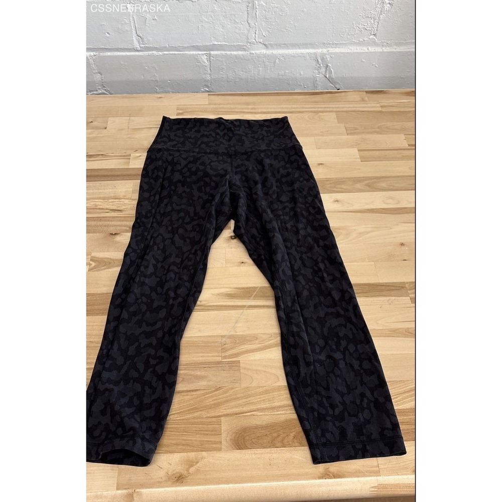 Lululemon Clack‎ Womens Black Cheetah Print Leggings - Size 4